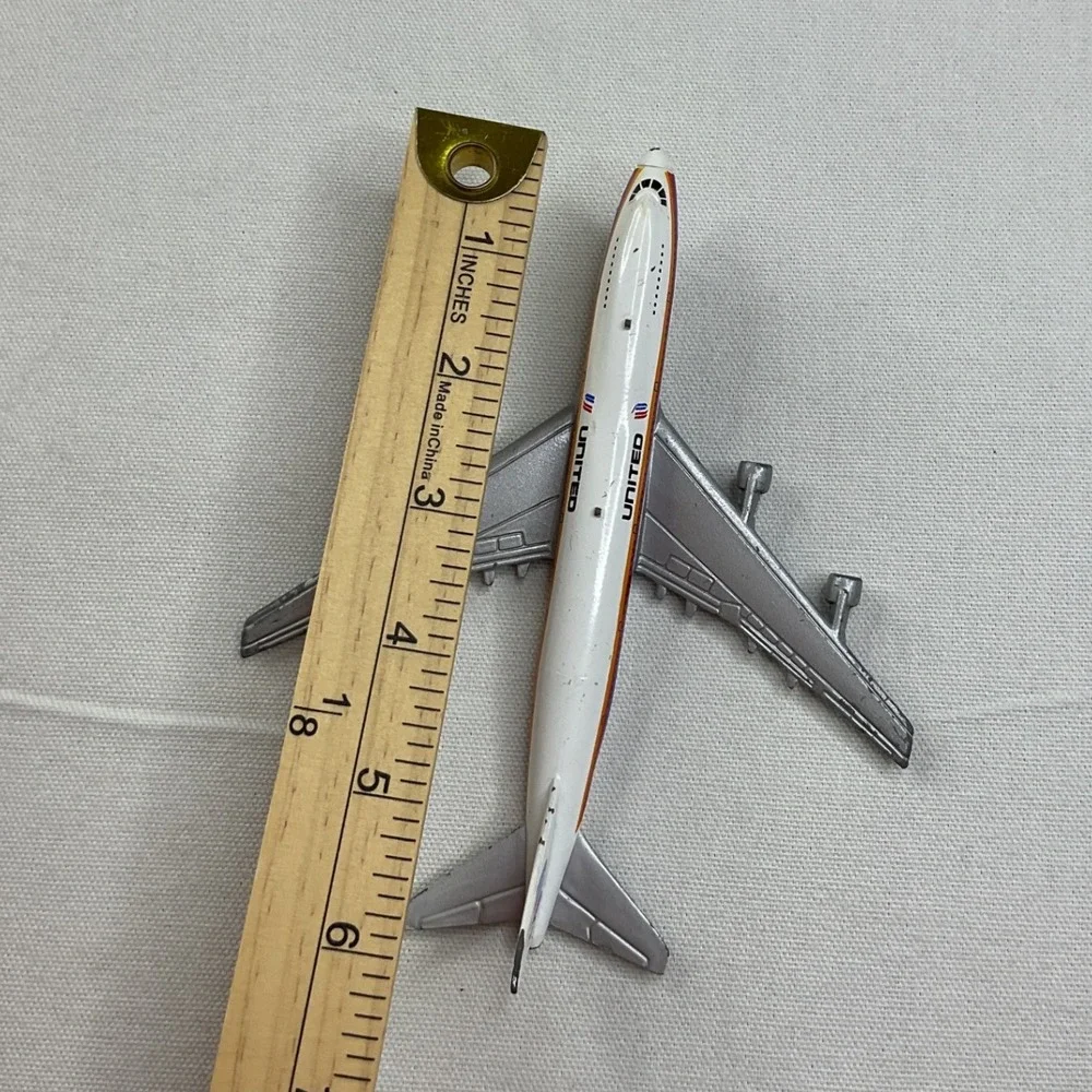 Ertl United Airlines Boeing 747 Diecast Airplane Saul Bass Livery Toy Vintage